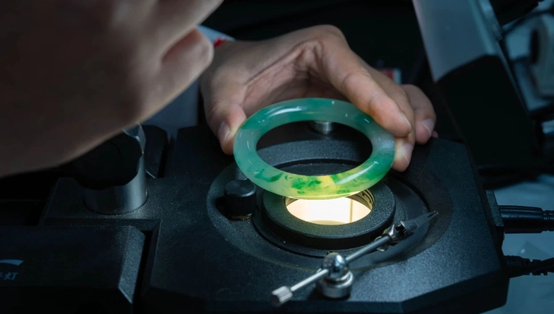 how to identify a real gem