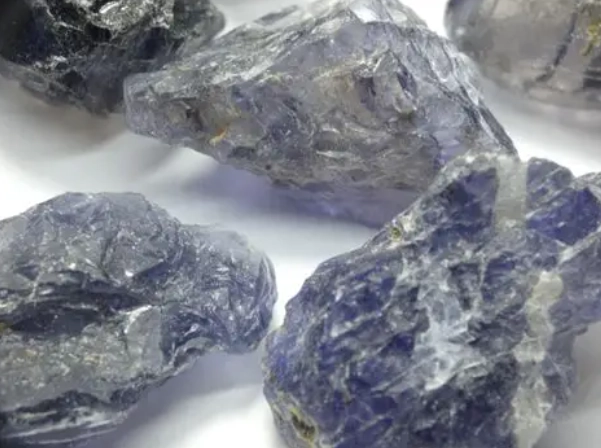 iolite gemstone