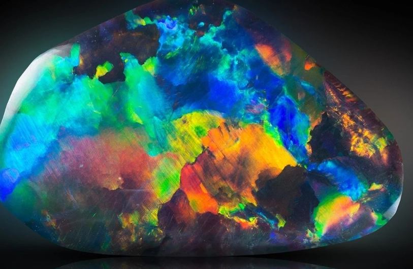 october birthstone opal