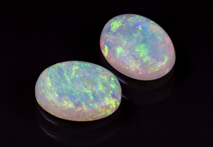 october birthstone opal