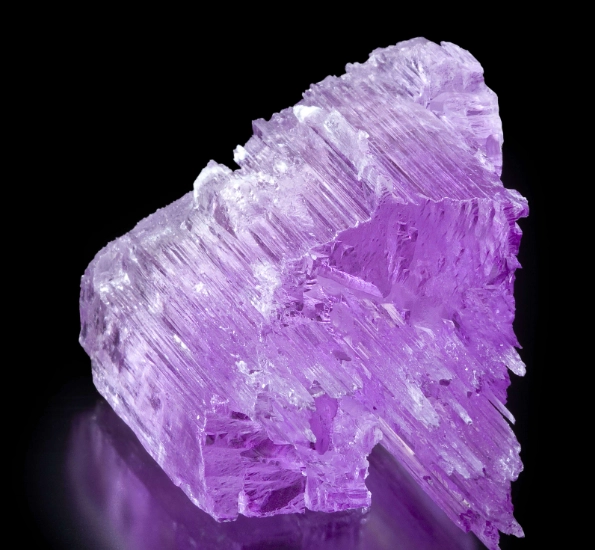 kunzite healing properties