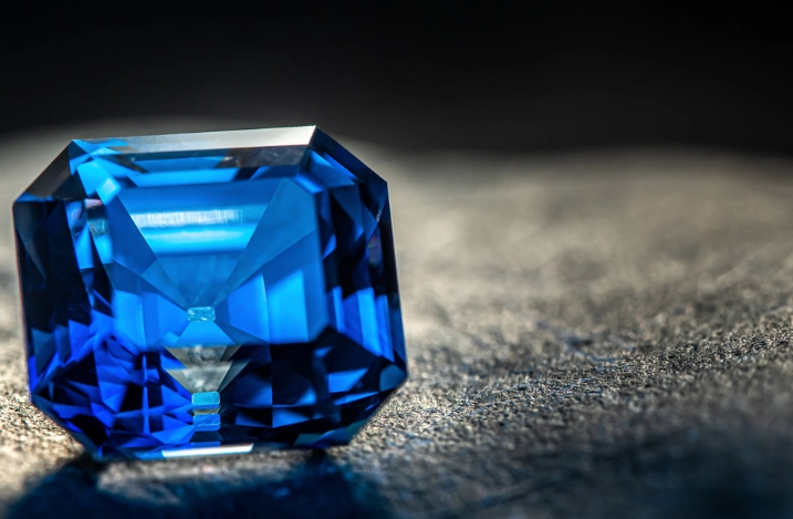 sapphire birthstone color