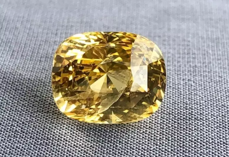 yellow sapphire meaning