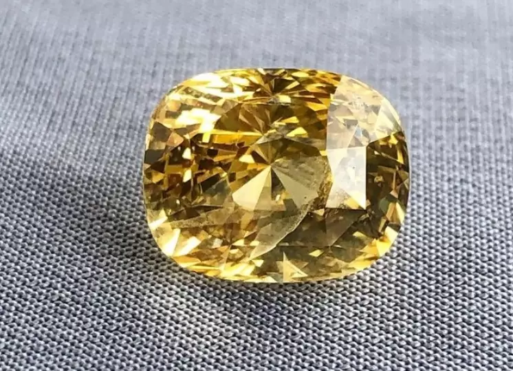 yellow sapphire meaning