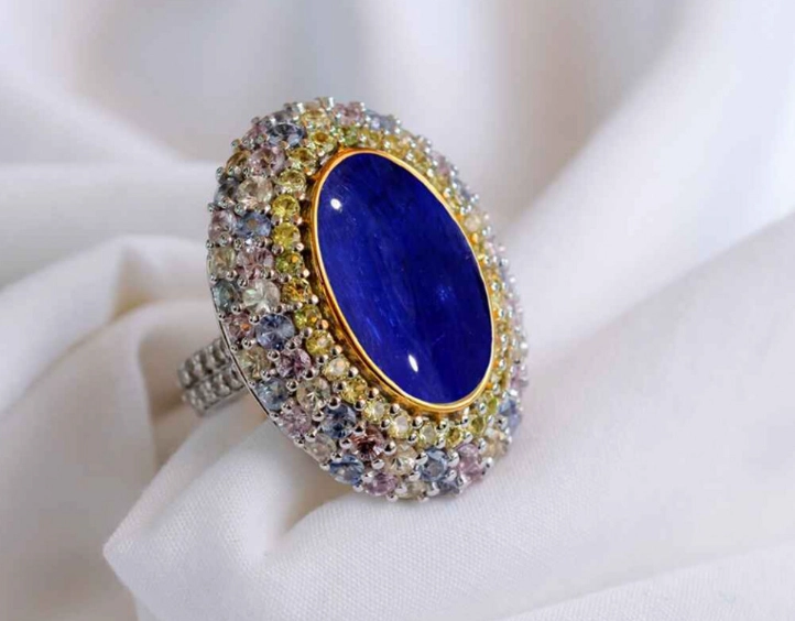 cabochon cut vs faceted