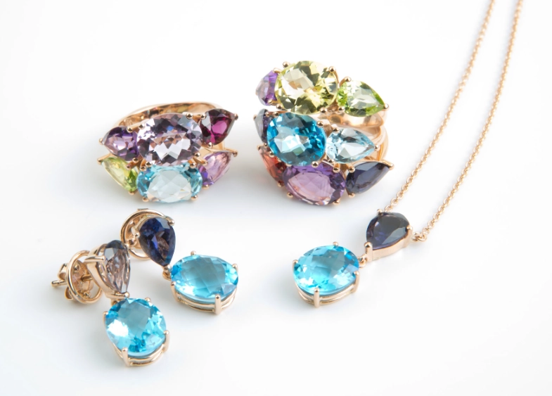 how to choose gemstone jewelry