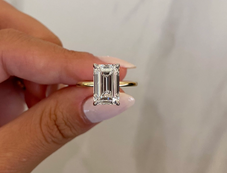 emerald cut engagement ring