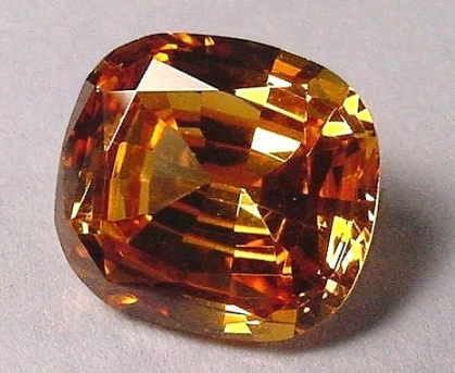 Topaz birthstone meaning