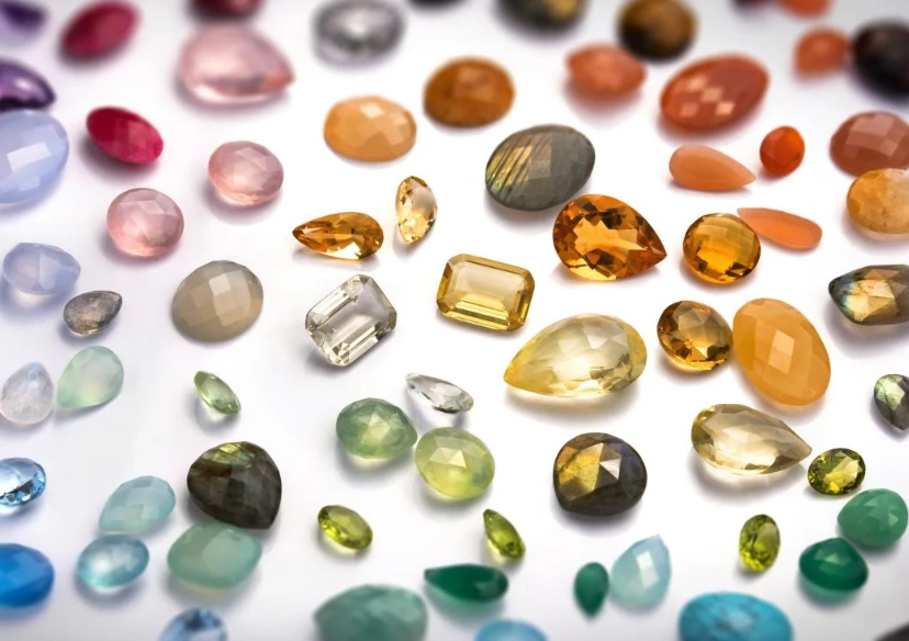 choose birthstone jewelry