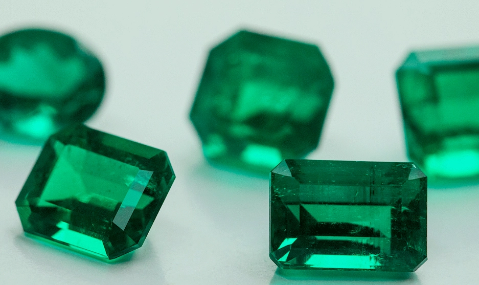 emerald color grading