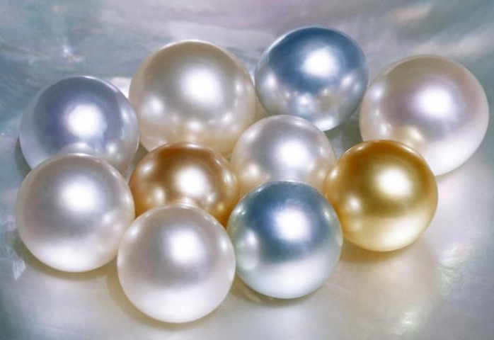 June birthstone pearl