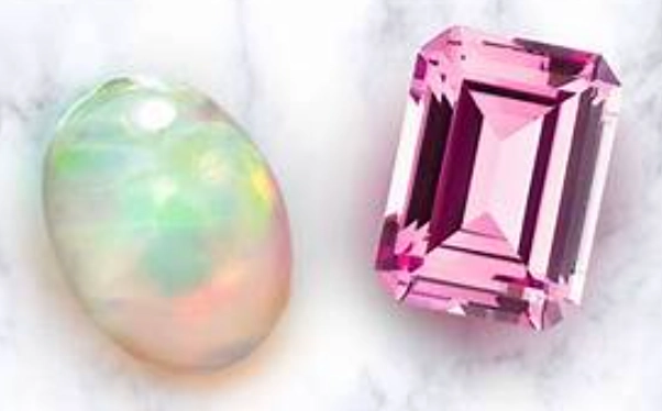why two birthstones
