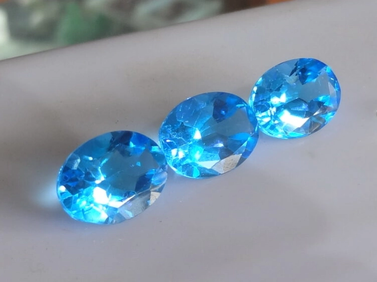 blue topaz meaning