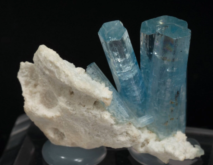 aquamarine crystal identification aquamarine crystal identification
