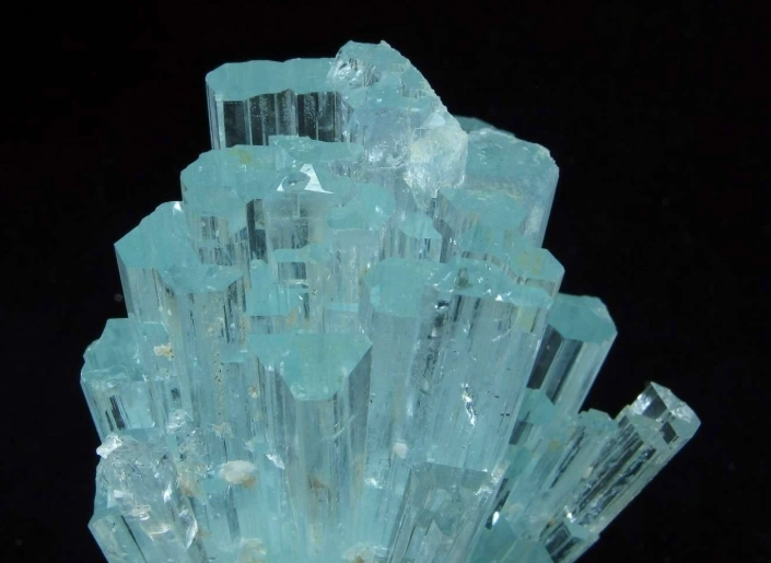 aquamarine crystal identification aquamarine crystal identification