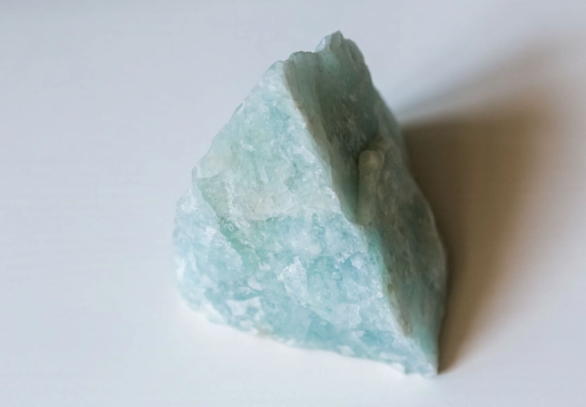 aquamarine gemstone color