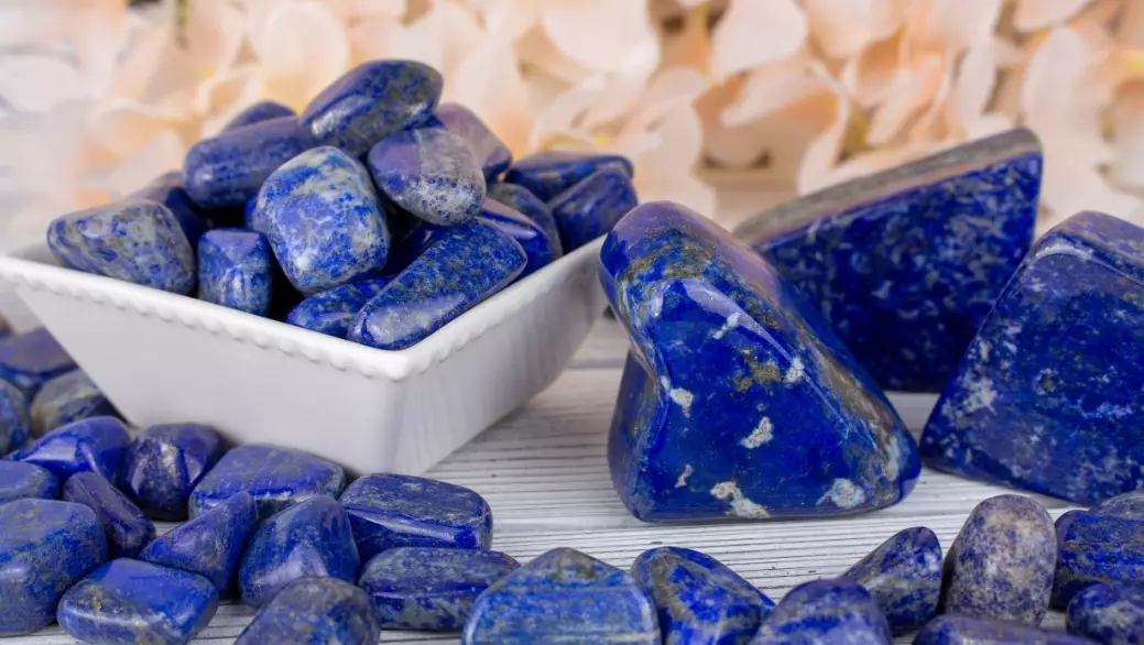 lapis lazuli spiritual meaning
