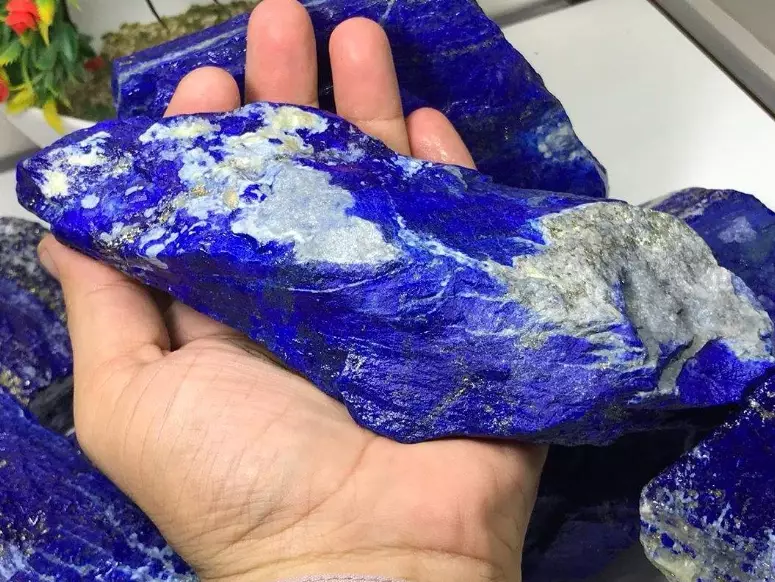 lapis lazuli benefits