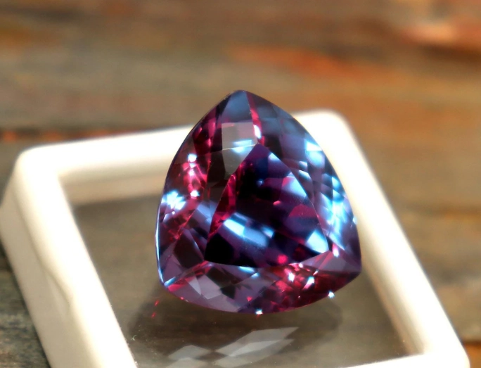 alexandrite color change alexandrite color change