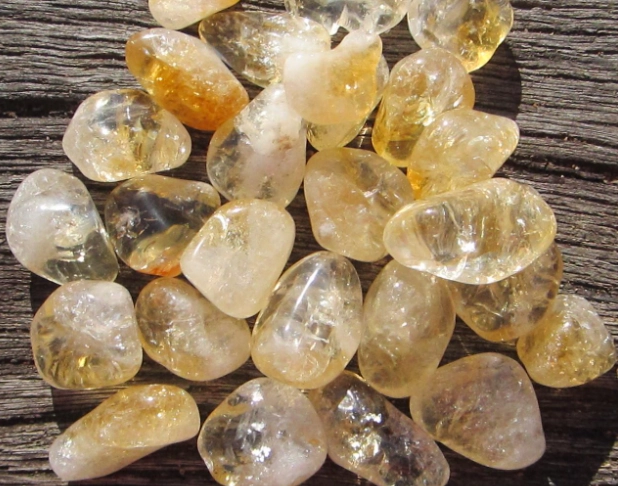 citrine for abundance